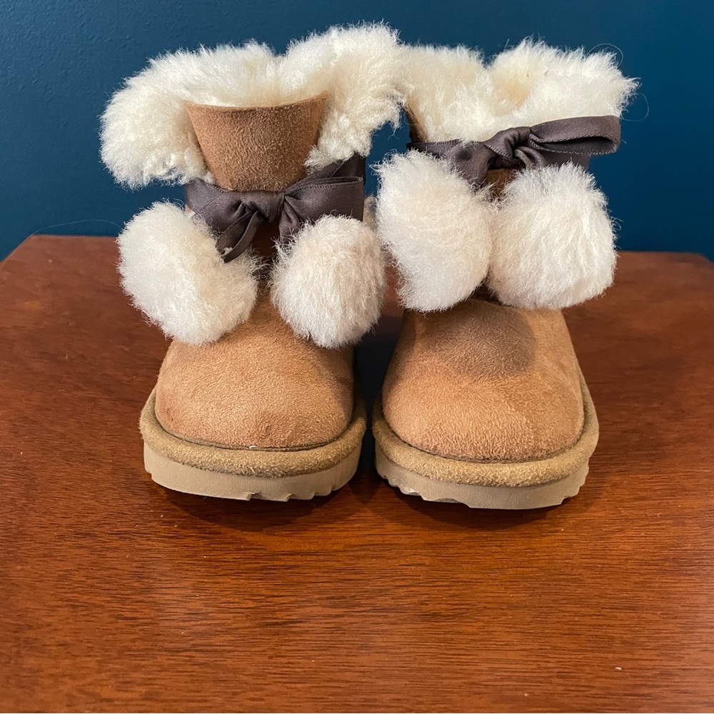 Ugg - toddler size 7